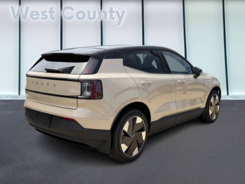 2026 Volvo EX30 Plus
