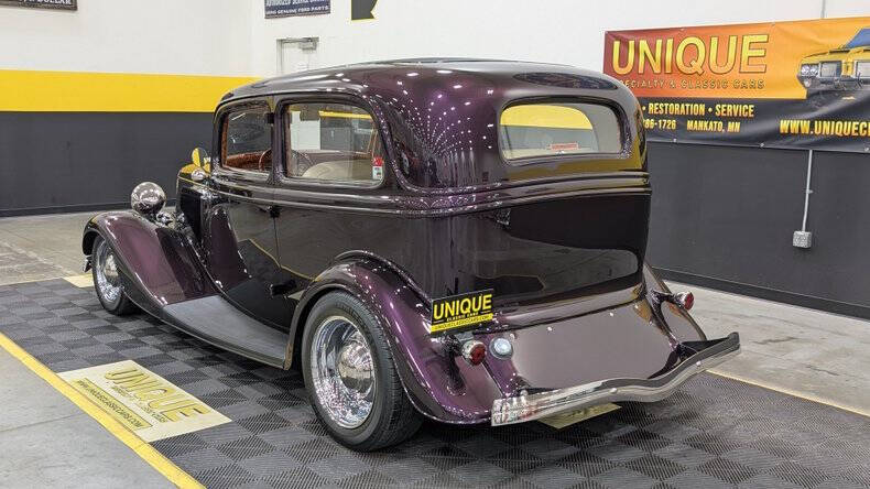 1934 Ford Deluxe