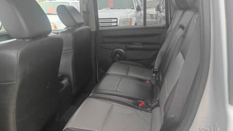 2008 Jeep Commander Sport