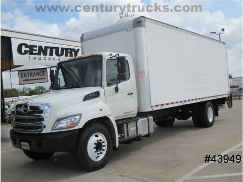 2015 Hino 268