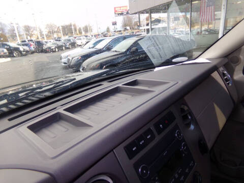 2011 Ford Expedition XLT