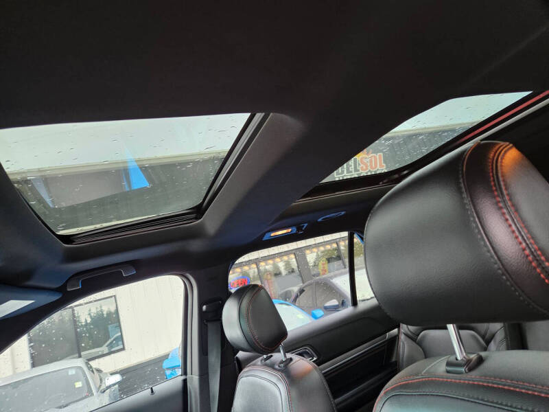 2017 Ford Explorer Sport