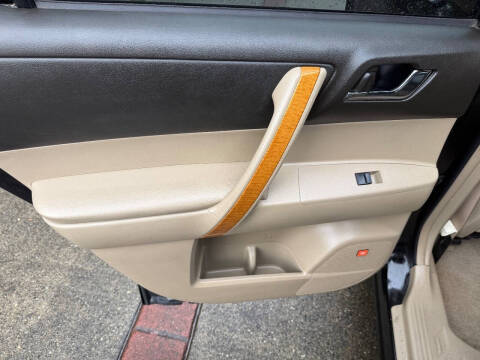 2010 Toyota Highlander Hybrid Limited