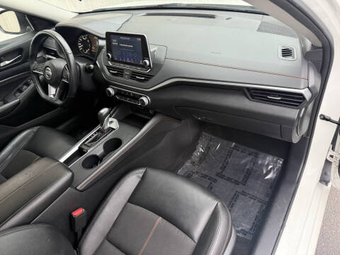 2020 Nissan Altima 2.5 SR