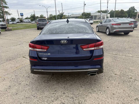 2019 Kia Optima LX