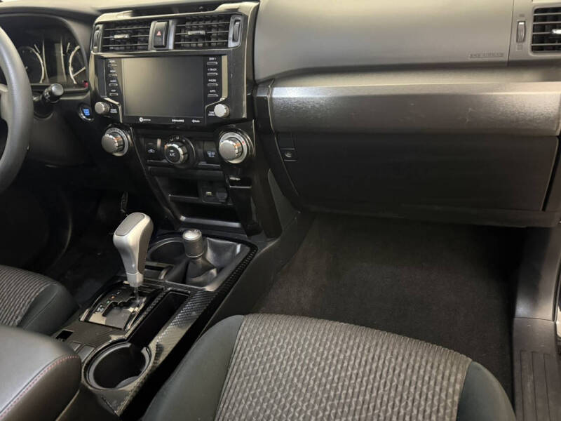 2022 Toyota 4Runner TRD Off-Road