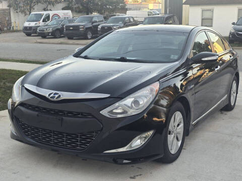 2015 Hyundai Sonata Hybrid for sale at GRANMOTOR in Greensboro NC