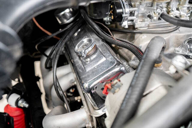 1985 Chevrolet C/K 20 Series 27