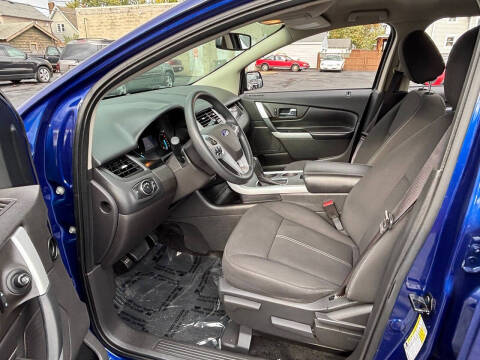 2013 Ford Edge SE