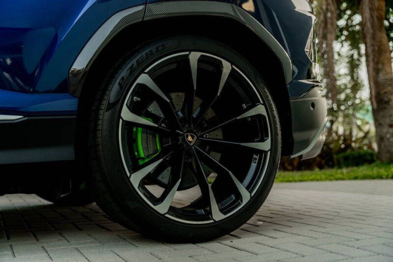 2020 Lamborghini Urus