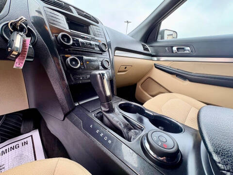 2017 Ford Explorer