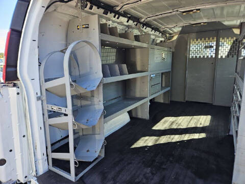 2017 Chevrolet Express 2500