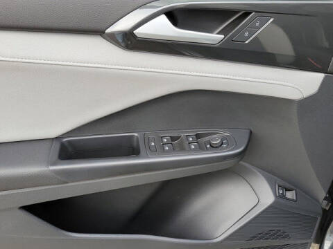 2023 Volkswagen Taos SEL 4Motion