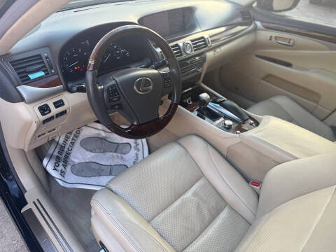 2013 Lexus LS 460