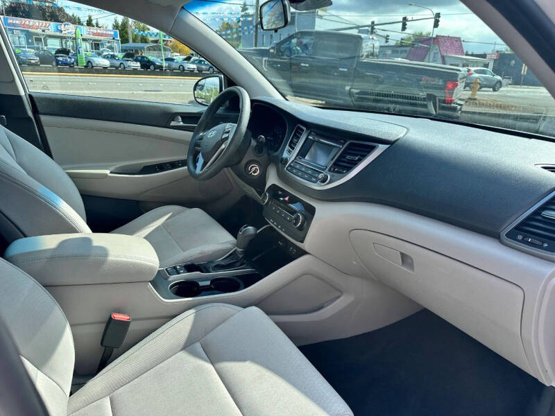 2017 Hyundai Tucson SE Plus