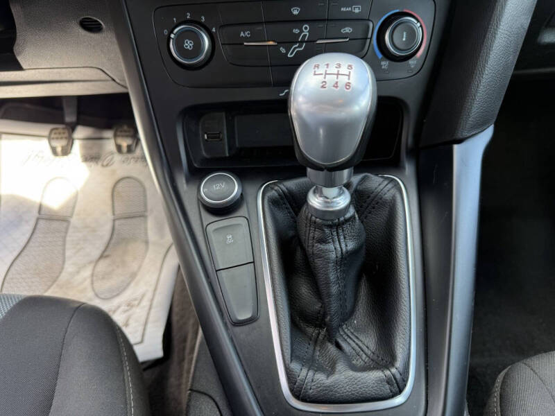 2017 Ford Focus ST