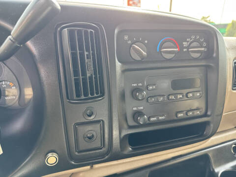 2002 Chevrolet G1500