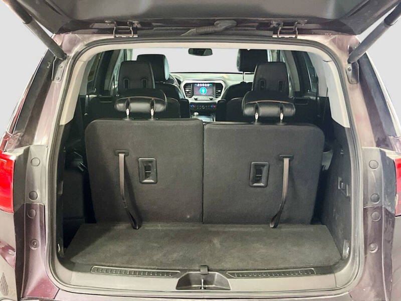 2017 GMC Acadia SLT-1