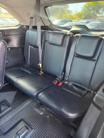 2017 Toyota Highlander SE