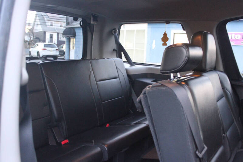 2015 Nissan Armada Platinum