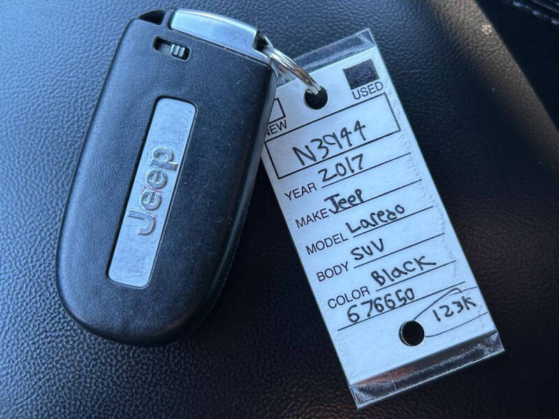 2017 Jeep Grand Cherokee Laredo