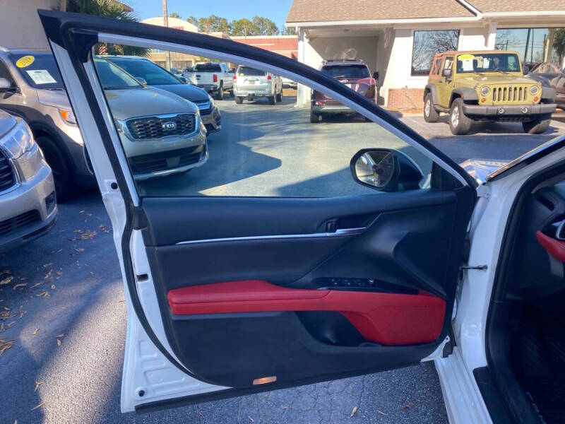 2019 Toyota Camry XSE