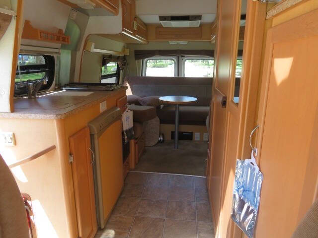 2006 Ford E-Series E-350 SD