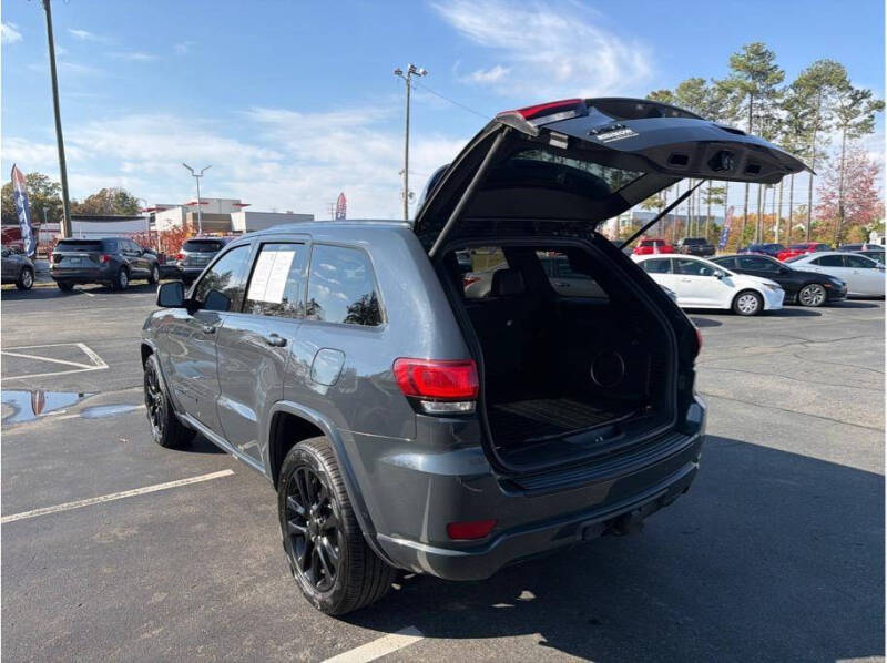 2017 Jeep Grand Cherokee Altitude