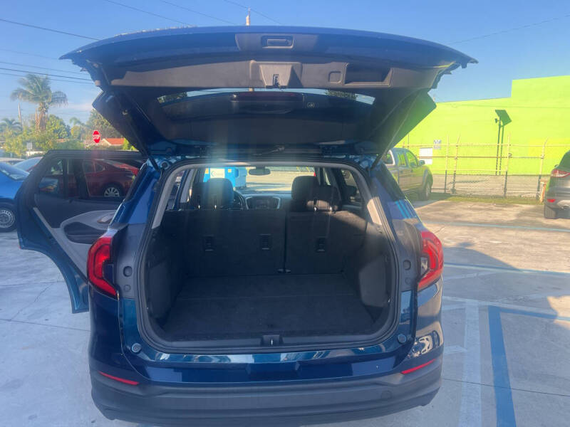 2020 GMC Terrain SLE