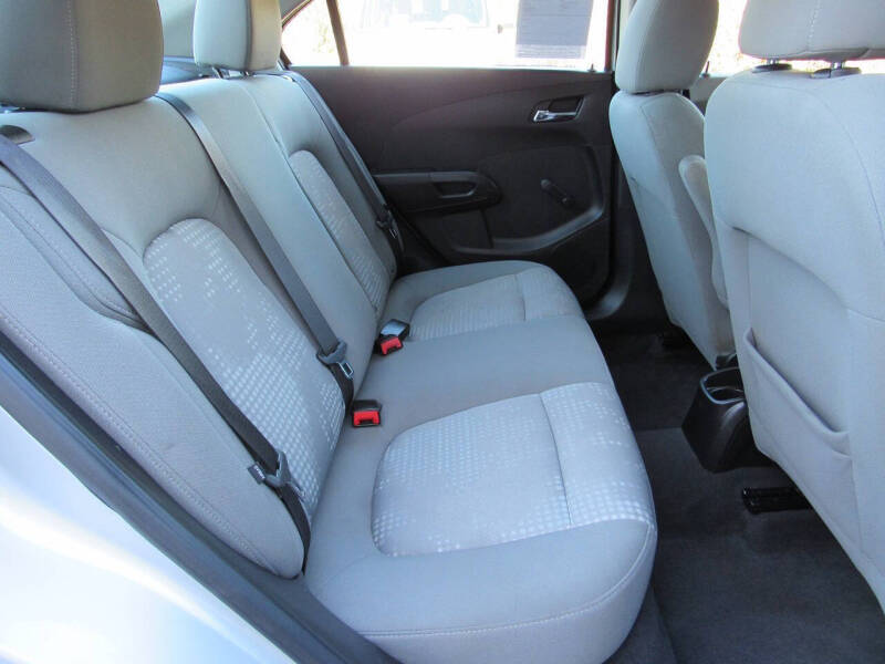 2012 Chevrolet Sonic LS