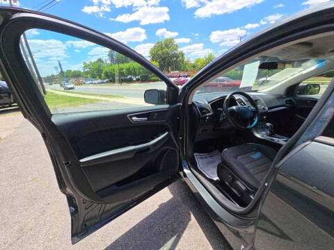 2015 Ford Edge SE
