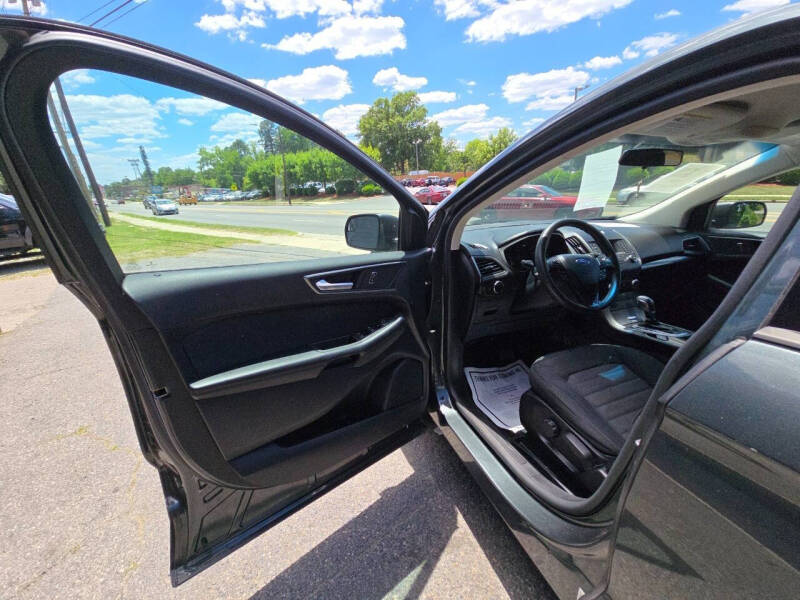 2015 Ford Edge SE