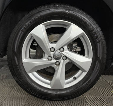 2020 Audi Q3 quattro Premium 45 TFSI