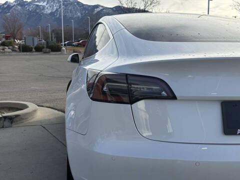 2020 Tesla Model 3 Long Range
