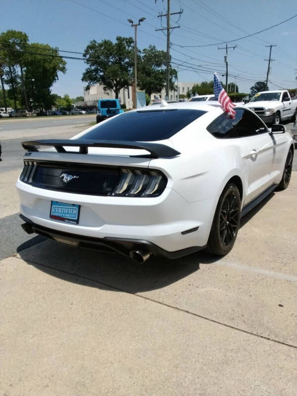 2020 Ford Mustang
