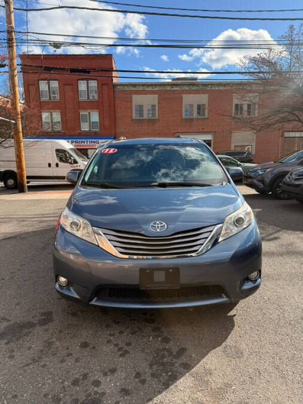 2015 Toyota Sienna