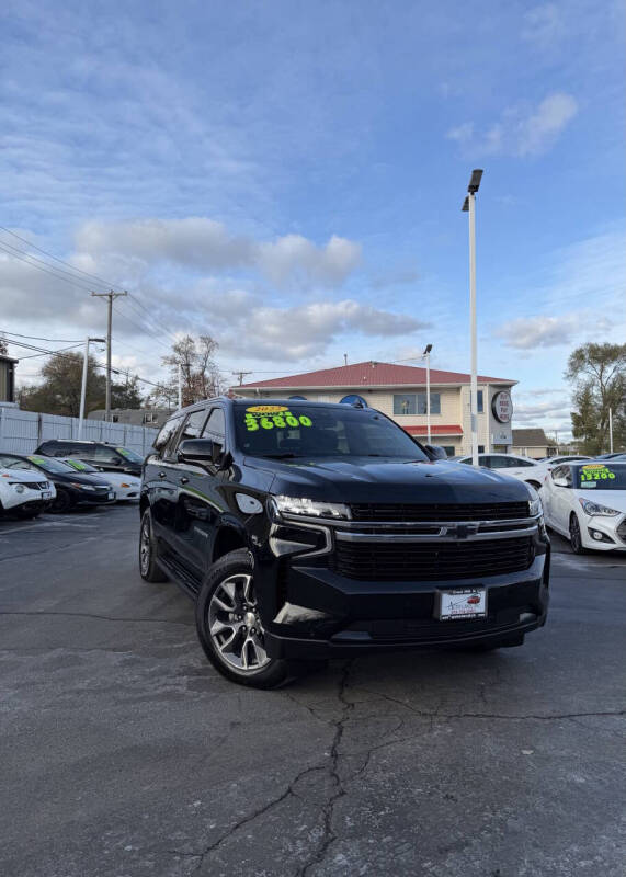 2022 Chevrolet Suburban LT's photo