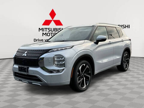 2024 Mitsubishi Outlander for sale at Midstate Auto Group in Auburn MA