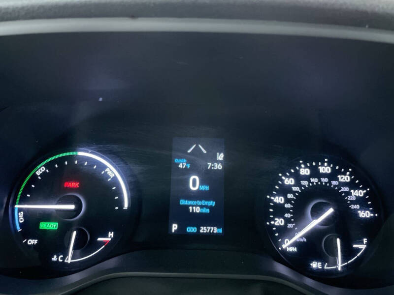 2023 Toyota Sienna LE 8-Passenger