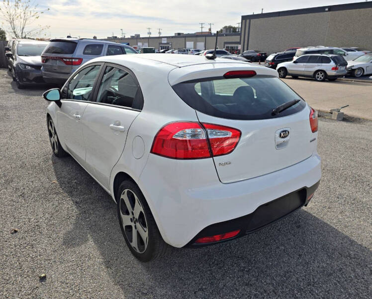 2013 Kia Rio 5-Door SX