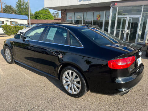 2015 Audi A4 2.0T quattro Premium