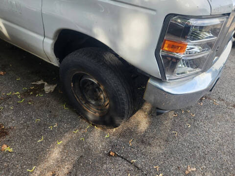 2014 Ford E-Series E-250