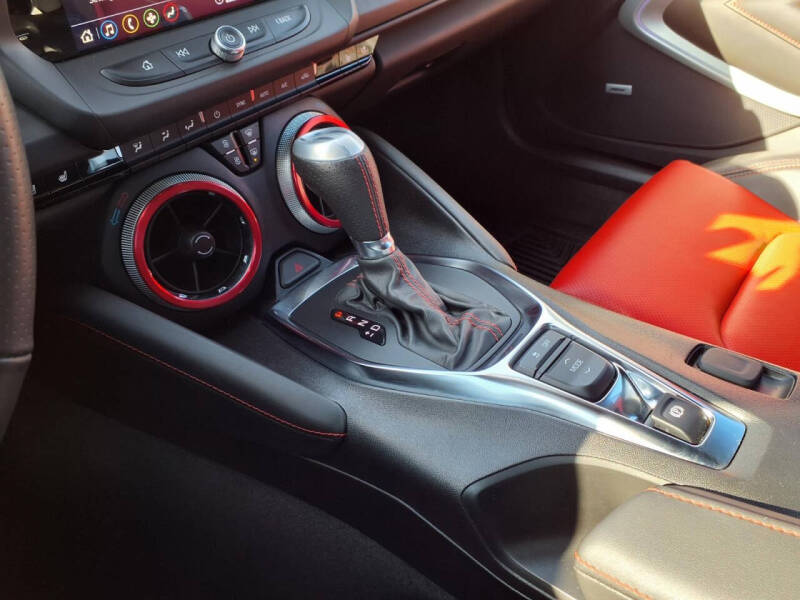 2024 Chevrolet Camaro LT