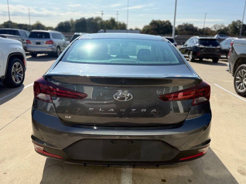 2020 Hyundai Elantra SE