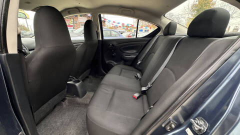 2015 Nissan Versa 1.6 S Plus