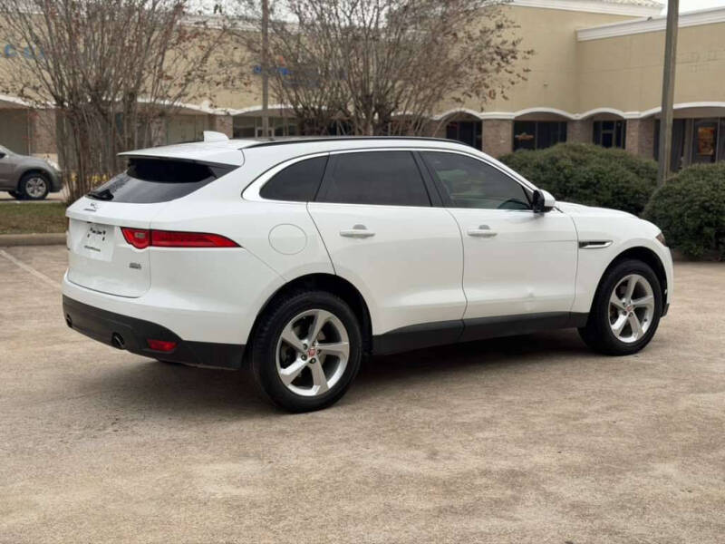 2019 Jaguar F-PACE 25t Premium