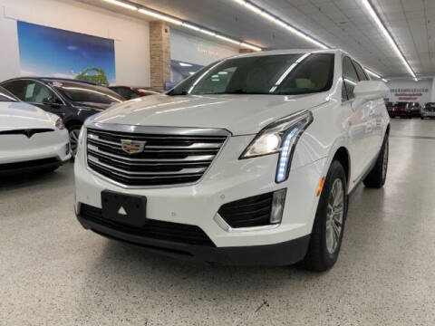 2018 Cadillac XT5 for sale at Dixie Imports in Fairfield OH