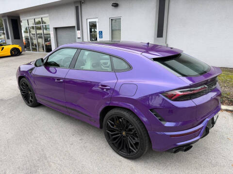 2025 Lamborghini Urus SE