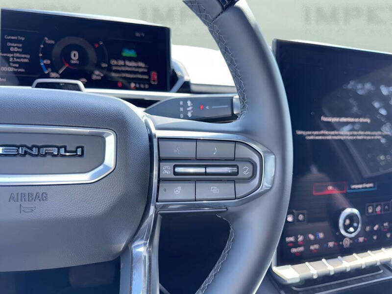 2025 GMC Sierra EV Denali