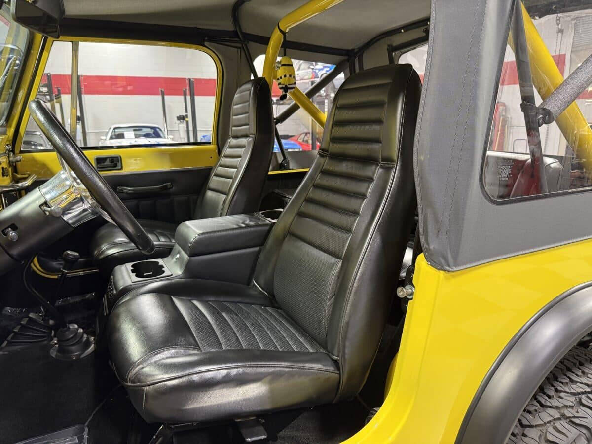 1979 Jeep CJ-7 32